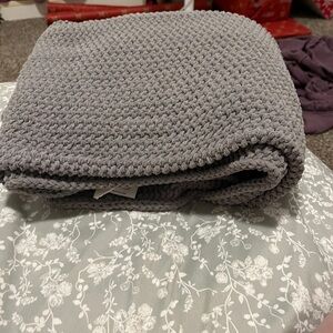 Cozy Gray Knit Blanket